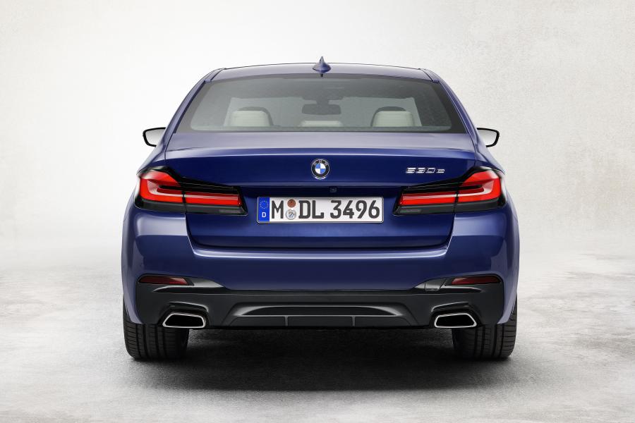  BMW 530e xDrive M Sport (G30) 2020 года  (WW) (фото 29 из 78)